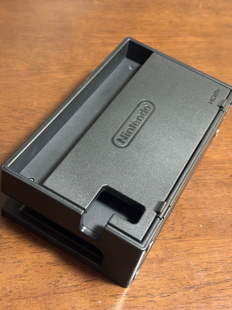 Nintendo Switch 本体 ピンクとグリーンのJoy-Con