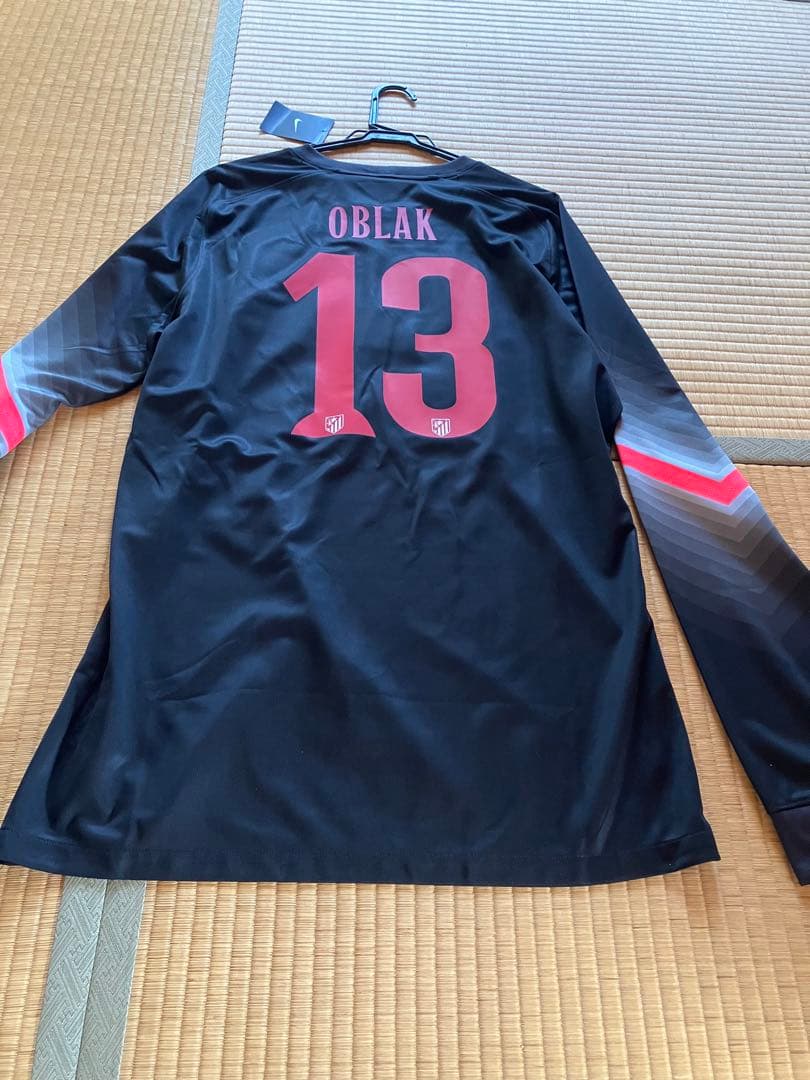 アトレティコマドリード  オブラクユニフォーム