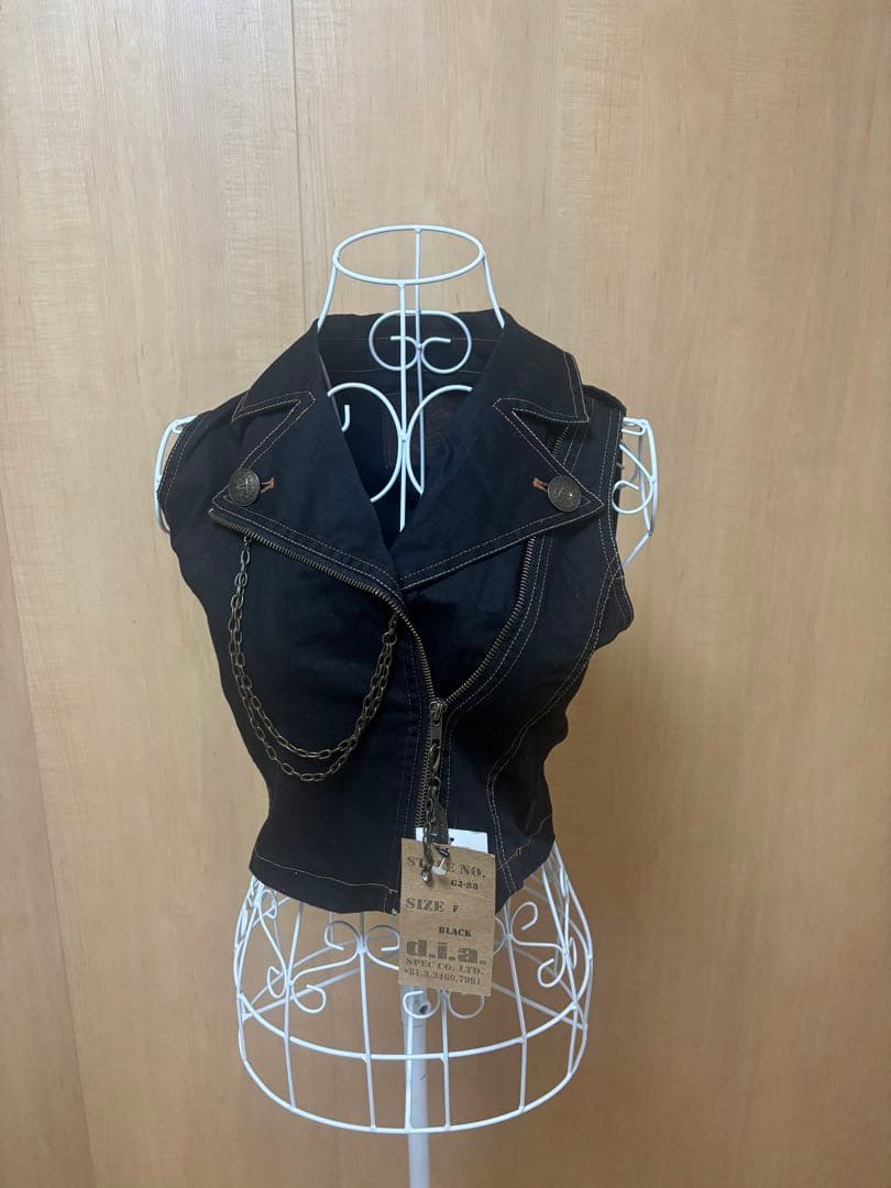 最終セール希少・激レア！未使用タグ付★d.i.a. デニムベスト 平成ギャル