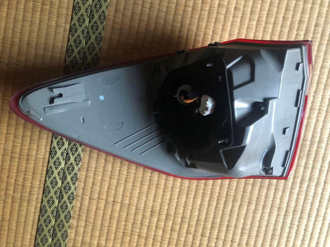 200系クラウン前期アスリート　純正テール