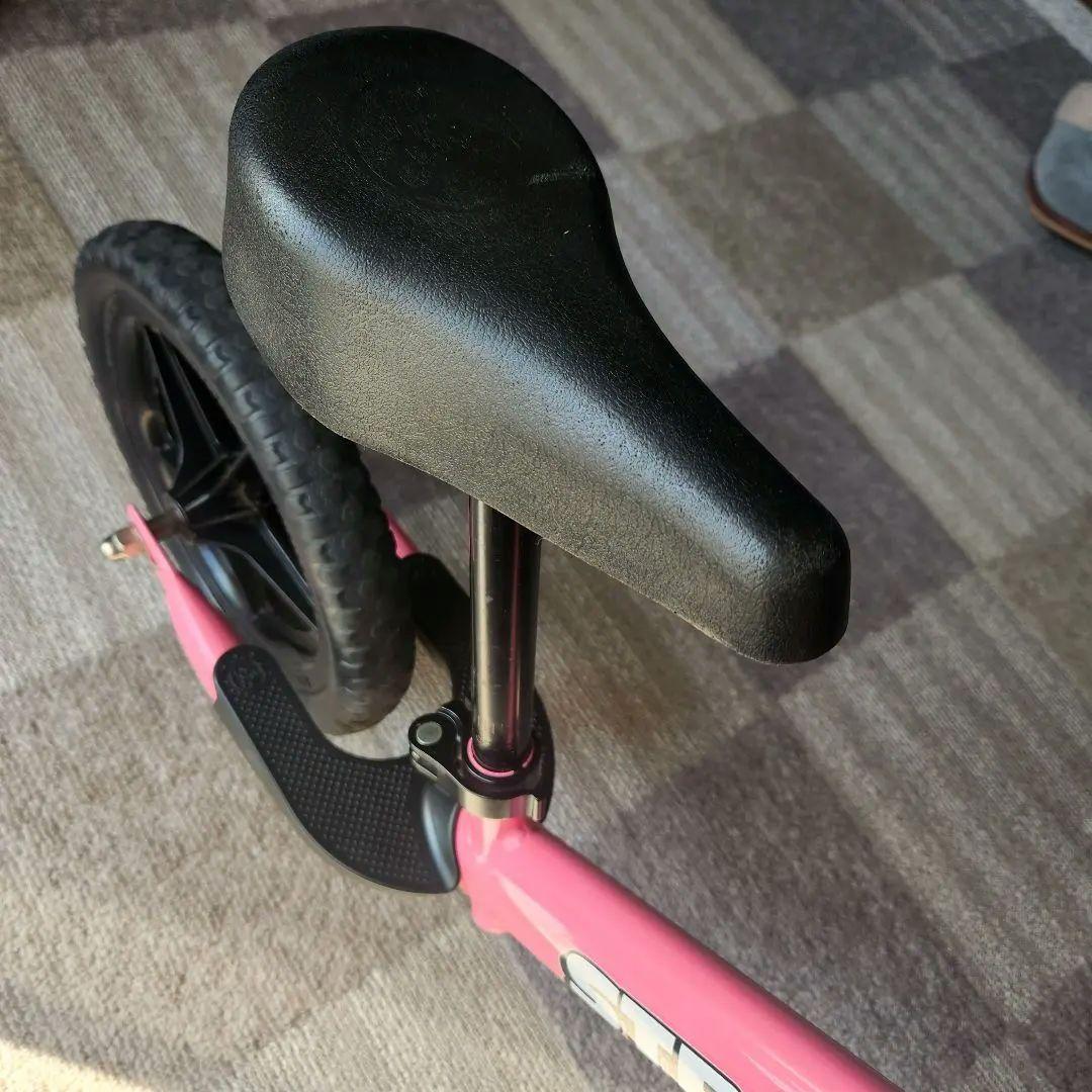 美品　STRIDER　ストライダー12　足乗せ　おまけ付