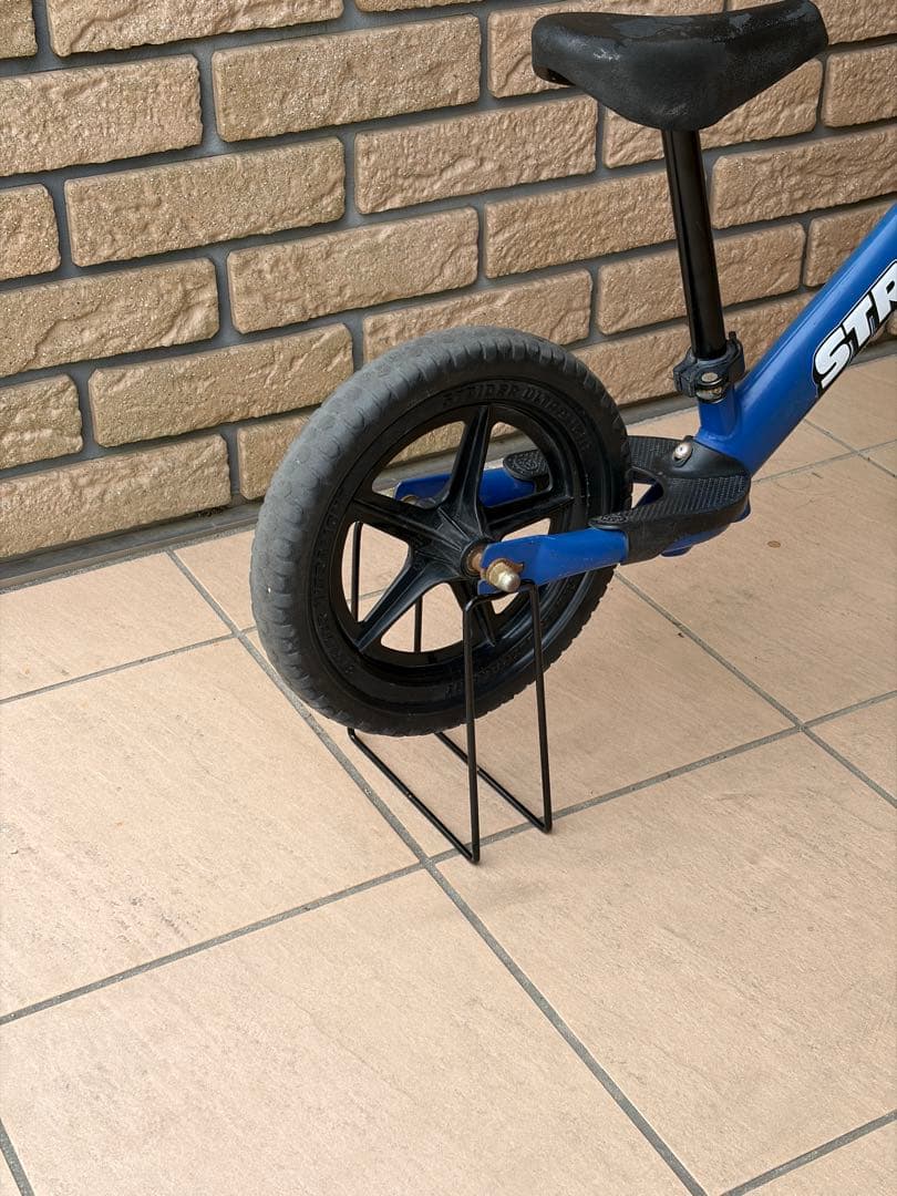 【人気色】STRIDER バランスバイク ブルー　12インチ