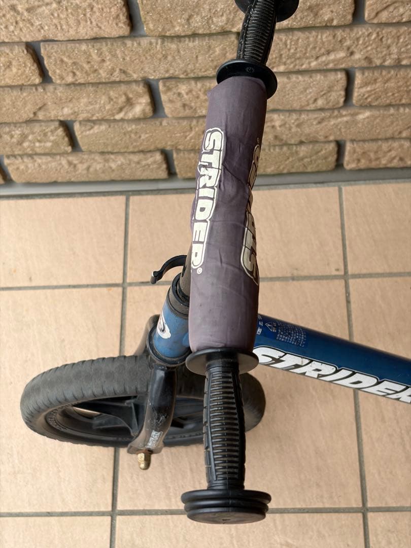 【人気色】STRIDER バランスバイク ブルー　12インチ