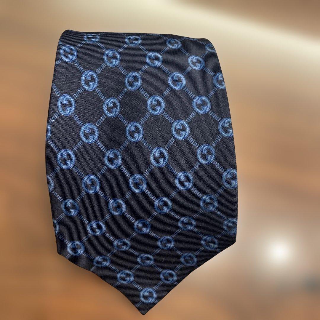 昭和ビンテージGucciグッチ 100%シルク ネクタイ 黒/青 GGパターン