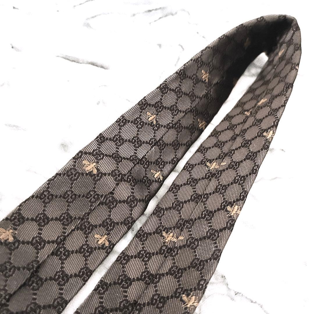 ✨未使用クラス✨GUCCI 現行　蜂刺繍　GG柄　ゴールド　ネクタイ