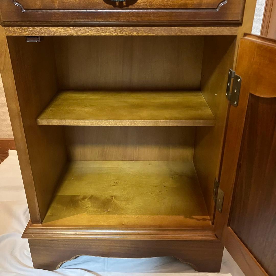 ☆値下げ☆【希少】karimoku（カリモク）コロニアル　電話台　高さ105cm