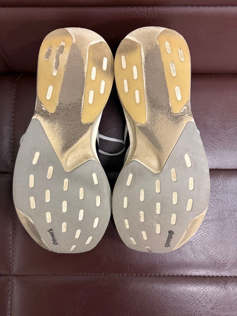 adizero Evo SL M ホワイト/ブラック　28.0cm