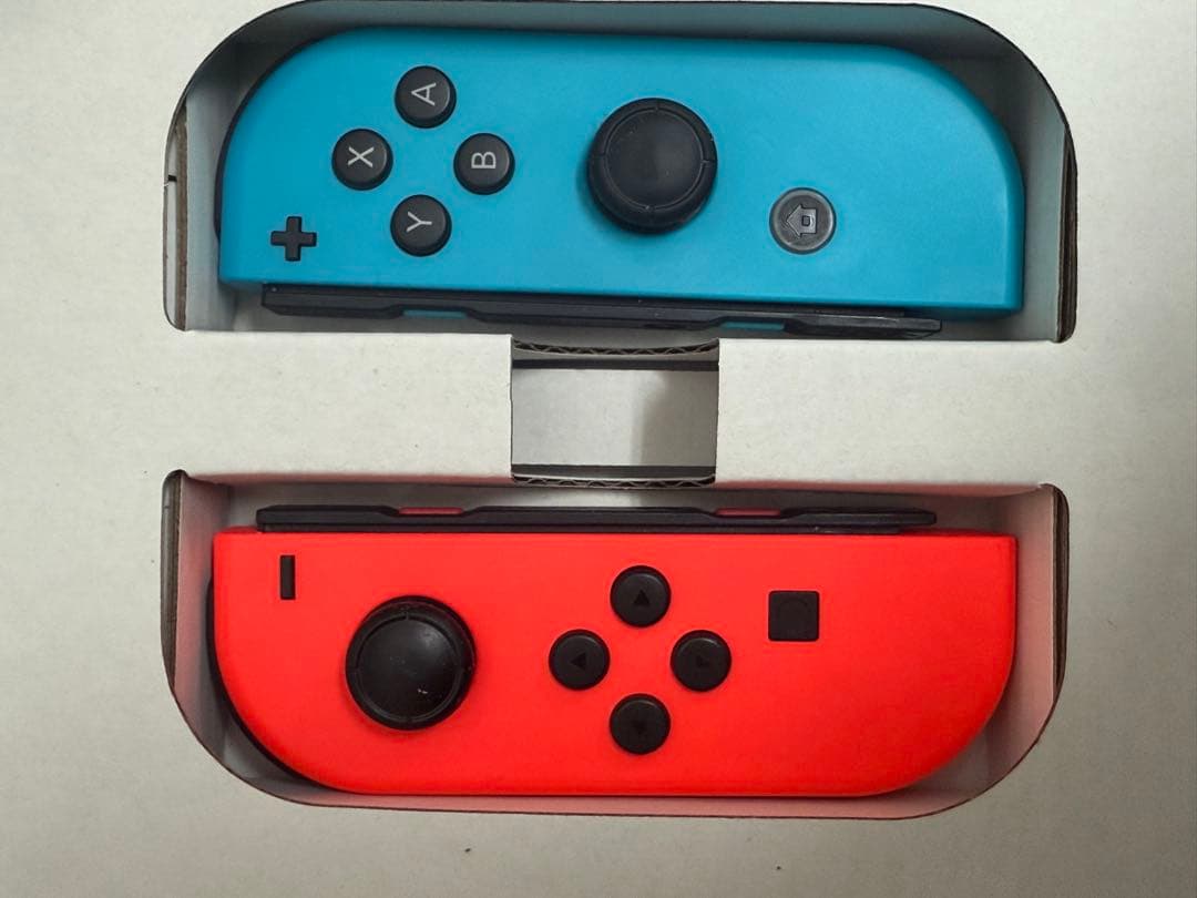 本日限定値下げ【送料込み】通電確認済み★任天堂　switch Nintendo