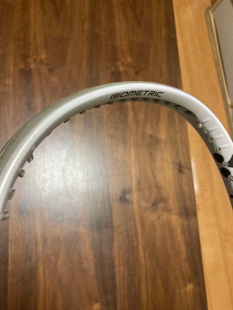 ヨネックスVコア100サンドベージュ　Ｇ２❣️SALE❣️