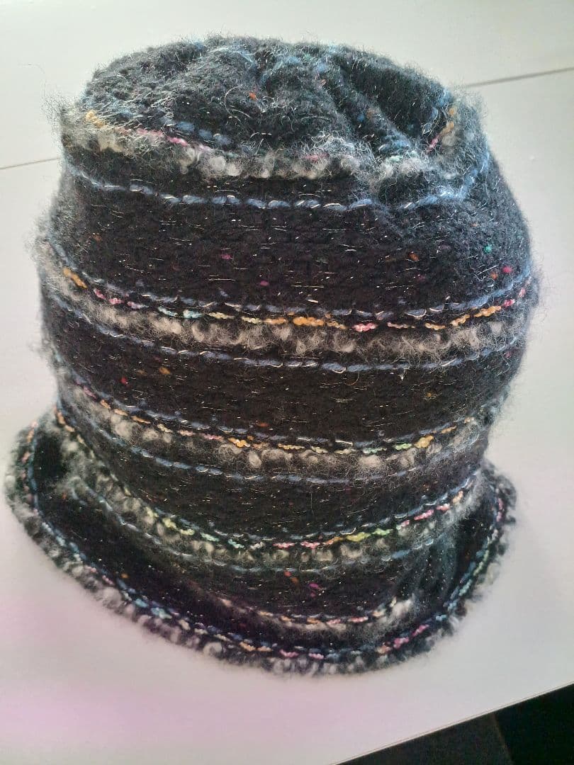 正規品　 ニット帽　ビーニー　黒　ラメ　帽子　CCマーク