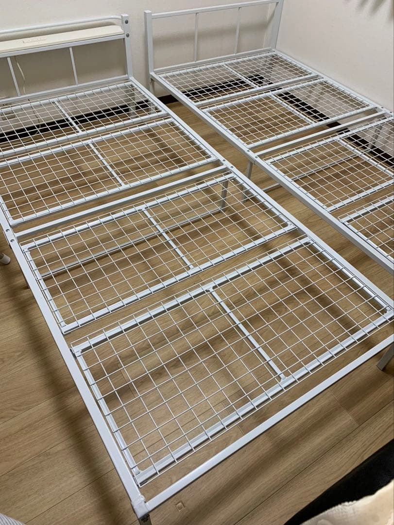 ニトリ　パイプベッド　コンセント有