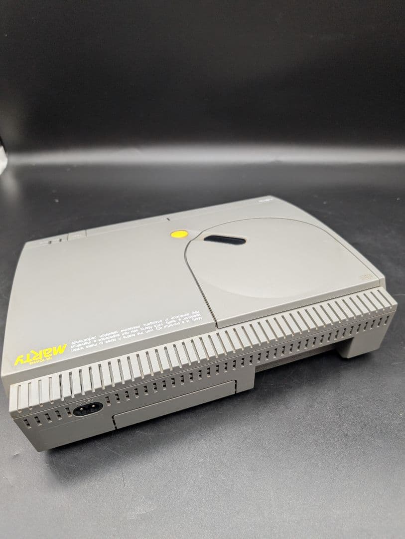 【外装比較的綺麗】FM TOWNS MARTY2 本体　現状品