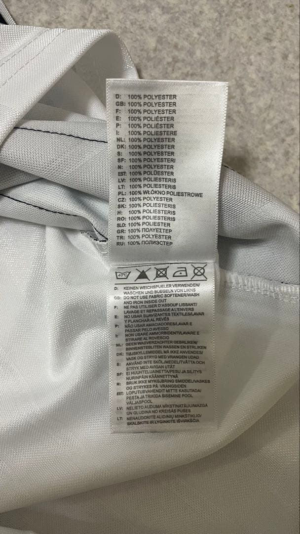 adidas リバプールFC ロングスリーブシャツレプリカ