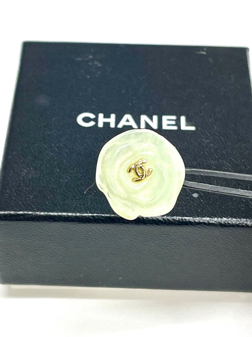 ア*ス様 正規品CHANELカメリアピアス