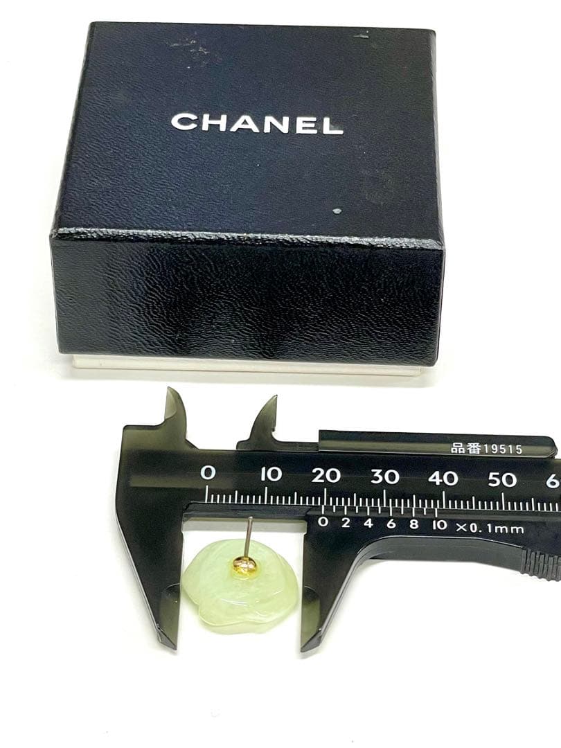 ア*ス様 正規品CHANELカメリアピアス