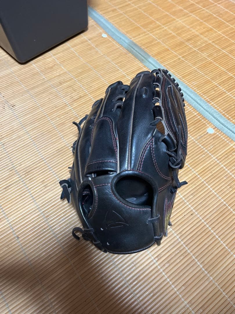 アイピーセレクトアルモニーア硬式投手用グラブ