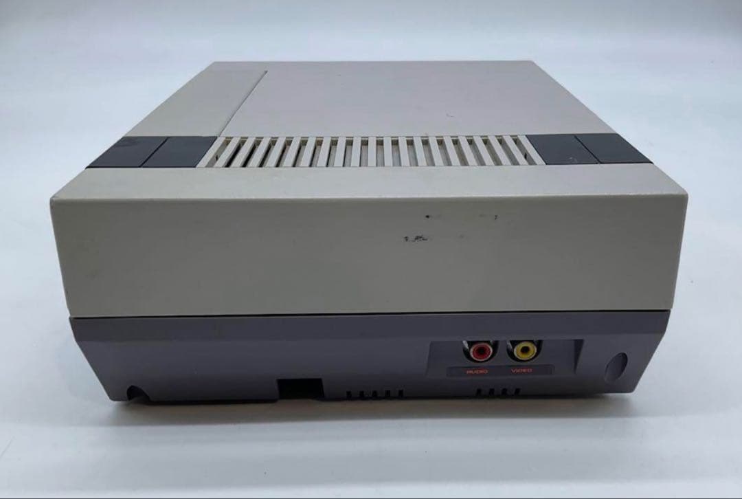 NES 海外版 任天堂 エンターテイメントシステムファミコン 本体 ソフト