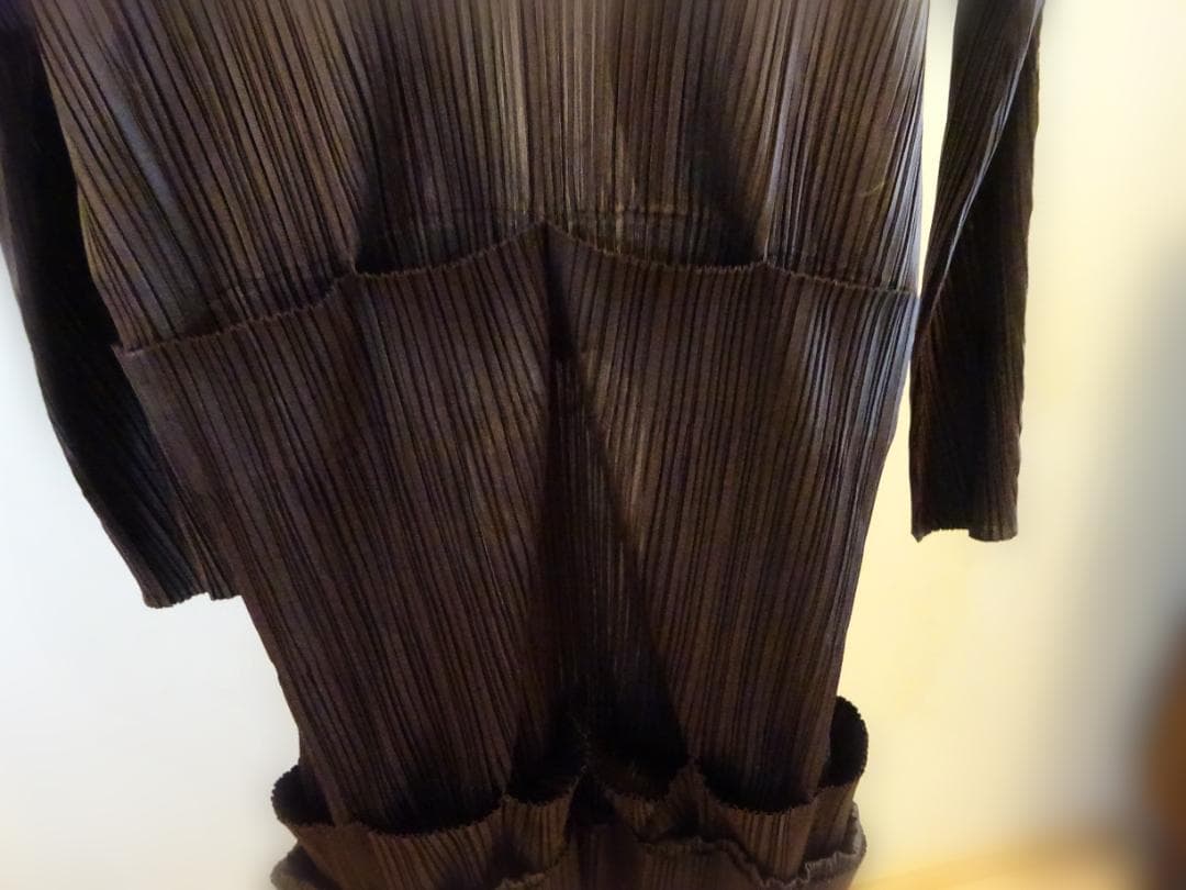 イッセイミヤケ　プリーツ プリーツ　ジャケット　カーデガンサイズ２