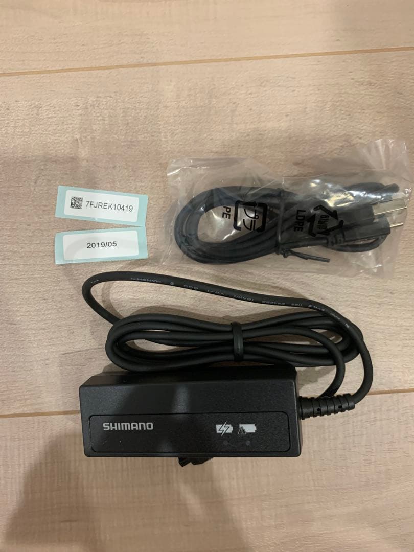 SHIMANO バッテリーチャージャー SM-BCR2