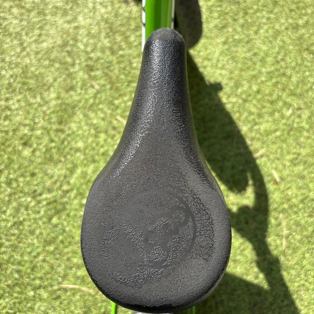 STRIDER バランスバイク グリーン 12インチ　※サドルクッションゲル付き