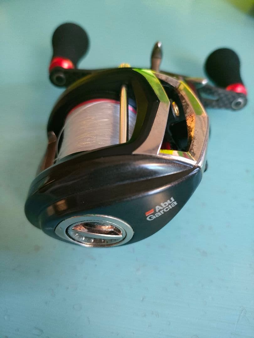 Abu Garcia REVO3 ELT-81SH-L ベイトリール