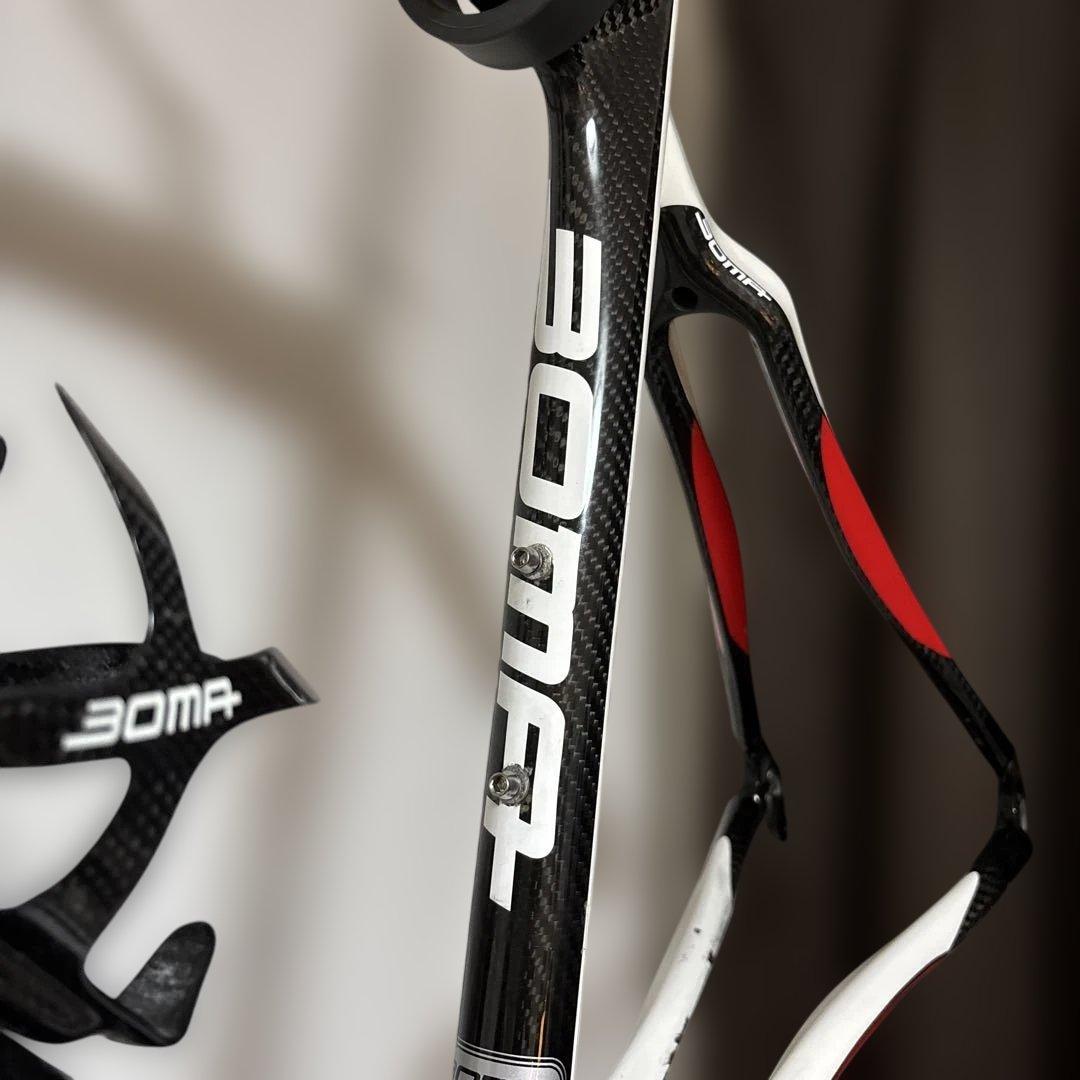 カーボンフレームセット　BOMA allumer