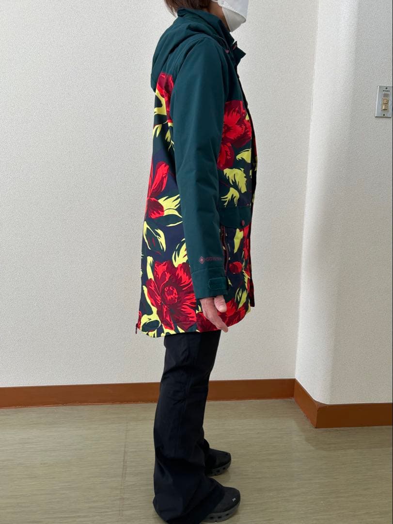 バートン　BURTON レディース　GORE-TEX ジャケット　Mサイズ