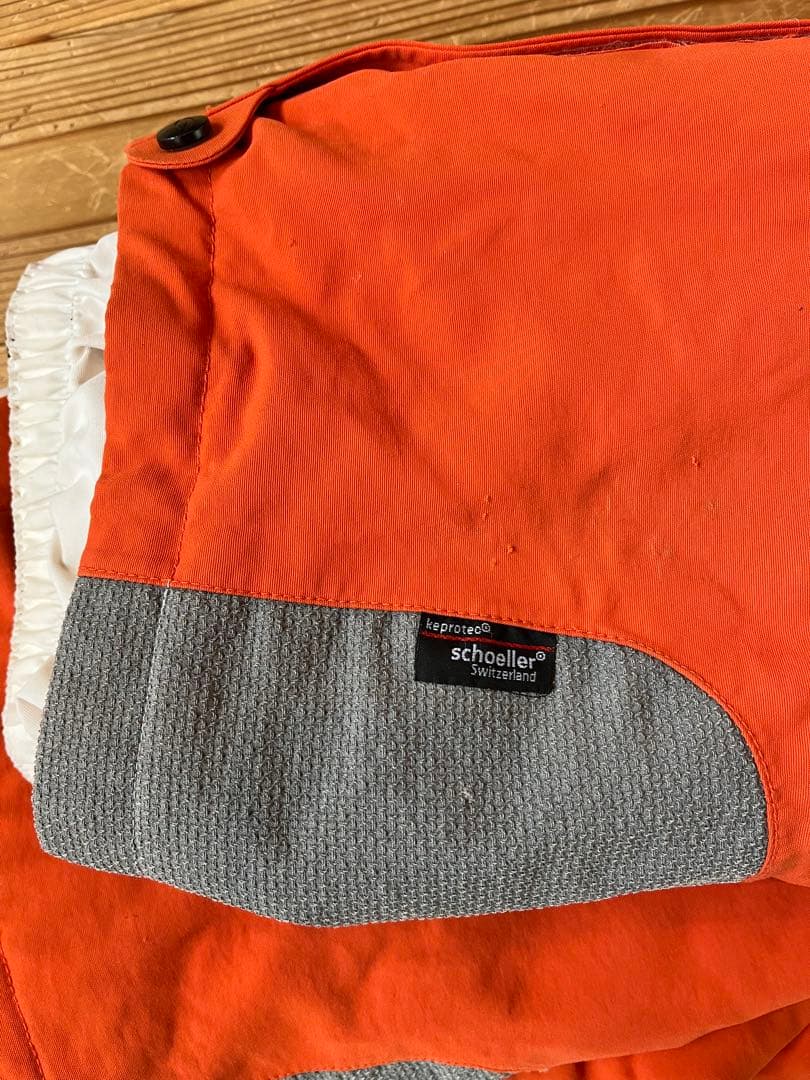 北欧　HALTI ハルチ　スキーウェア上下　日本サイズＭ　暖かさバツグン