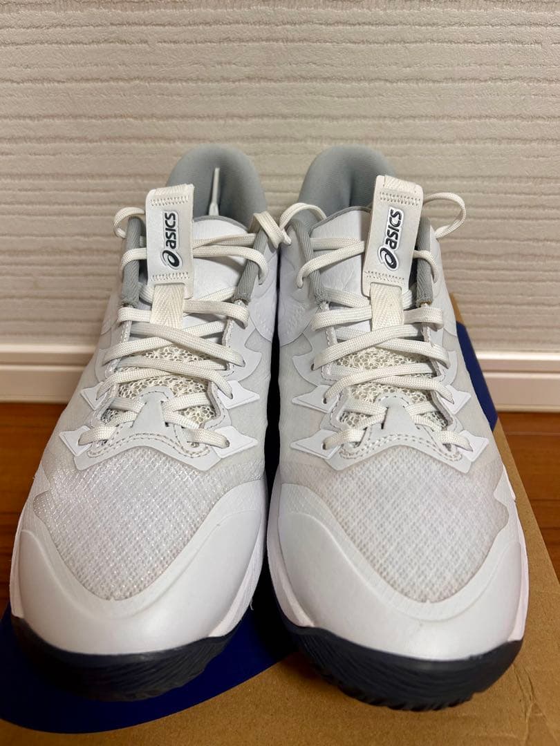 河村勇輝選手着用モデル バスケットボールシューズ アンプレアルスロー2