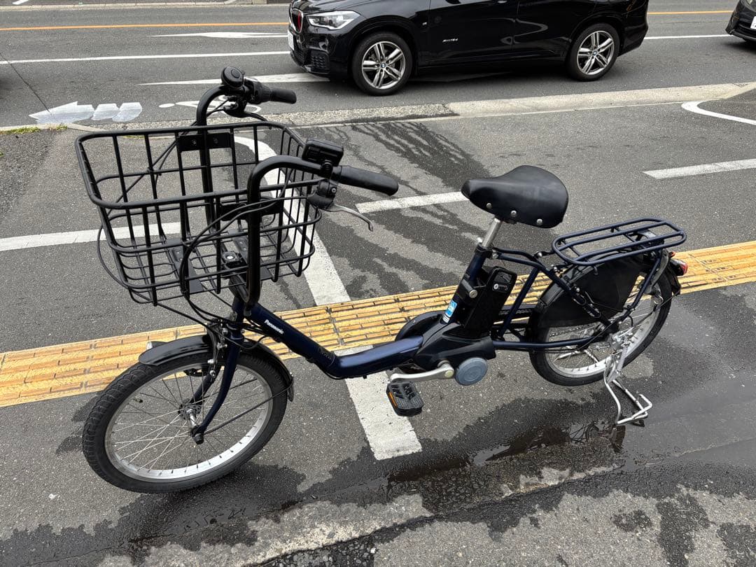 中古Panasonic電動アシスト自転車　8Ah 大阪　084