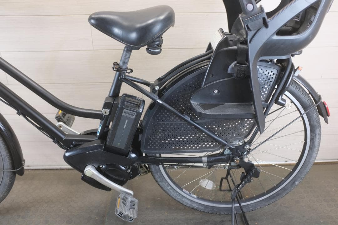 良品　新基準　ブリヂスト　HYDEE.B　26インチ　3段　8.7Ah充電器あり