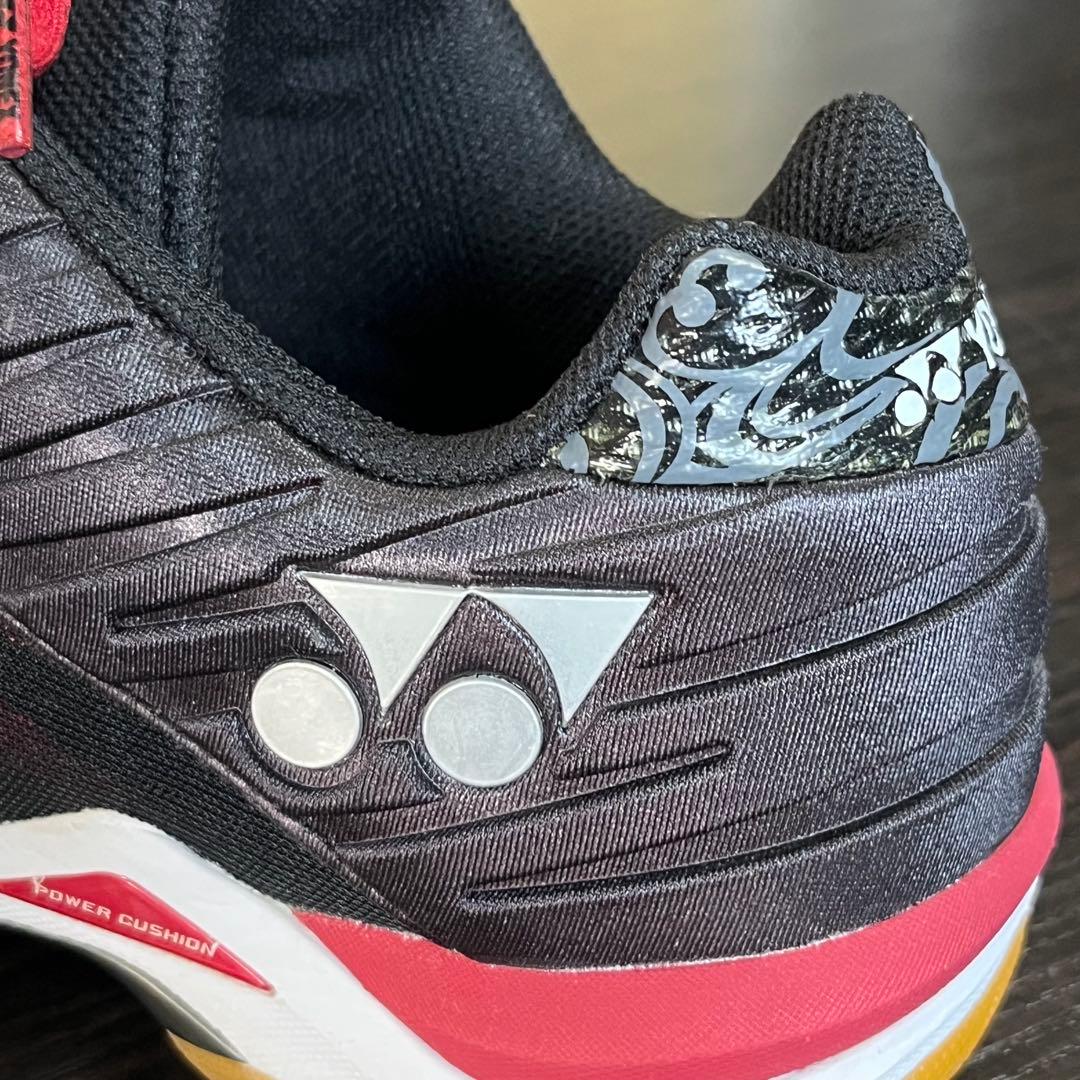 【美品】YONEX バドミントンシューズ　パワークッション　26.0cm
