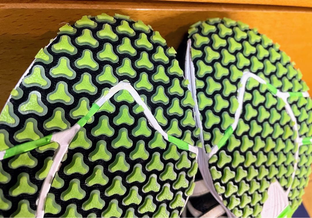 最終値下A美品アシックスターサージールランニングシューズ軽量ブラックグリーン27