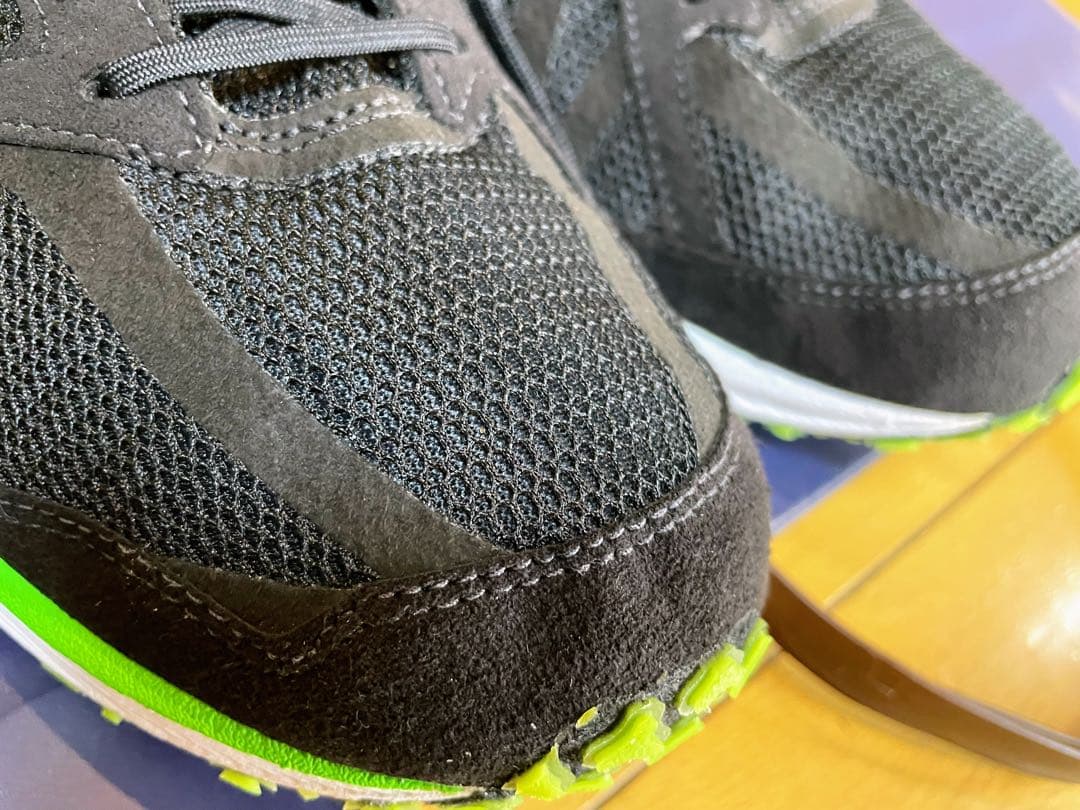 最終値下A美品アシックスターサージールランニングシューズ軽量ブラックグリーン27