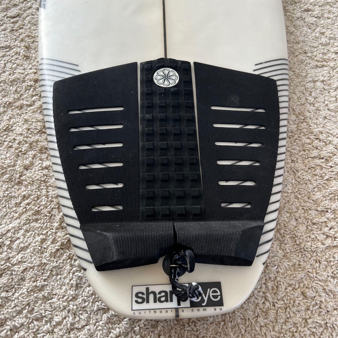 シャープアイOKAY 5’7 タティアナ・ウェストン・ウェブ使用ボード