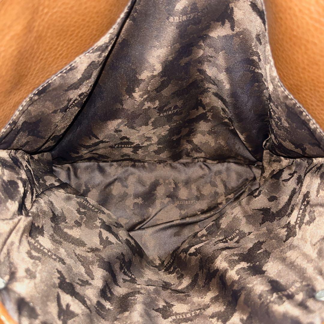 アニアリ　トートバッグ　大容量　A4収納可　肩掛け可　ブラウン　オールレザー