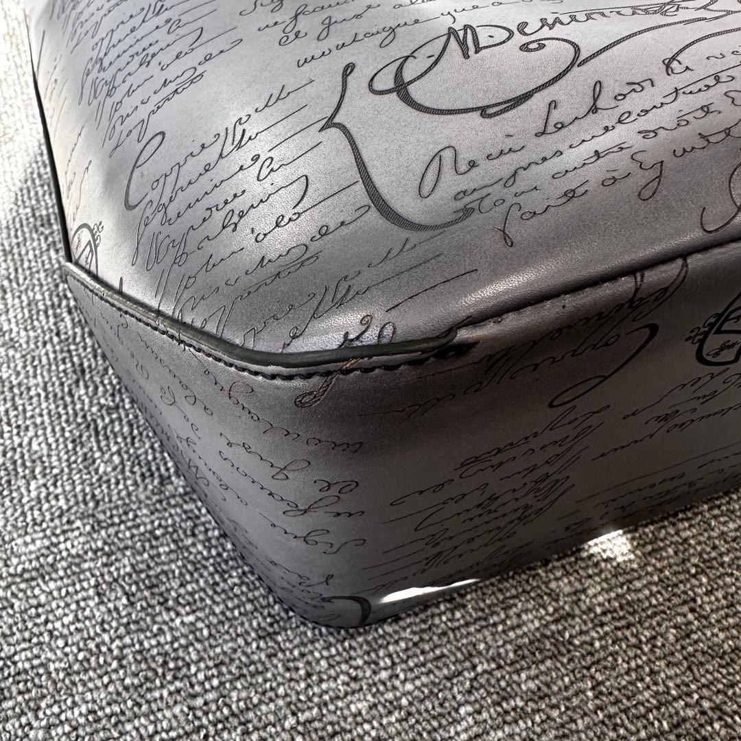 【本日限定価格】ベルルッティトゥジュール ミニ スクリットレザートート