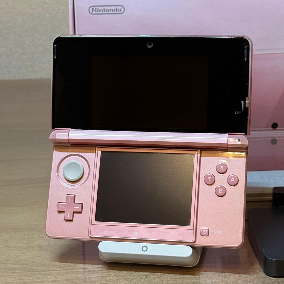 6-021【美品】ニンテンドー3DS ミスティピンク 箱付き