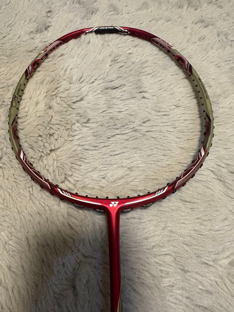 ヨネックスバドミントンラケットナノレイ900 限定モハメドアッサン選手サイン入り