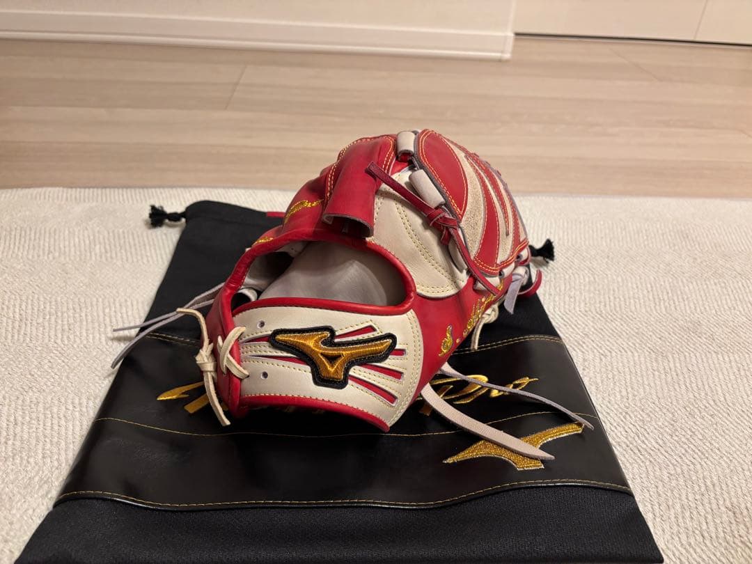 ミズノプロ投手用オーダーグラブ