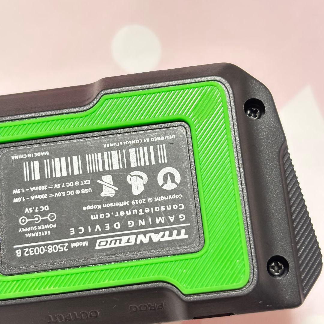 TITAN TWO タイタンツー