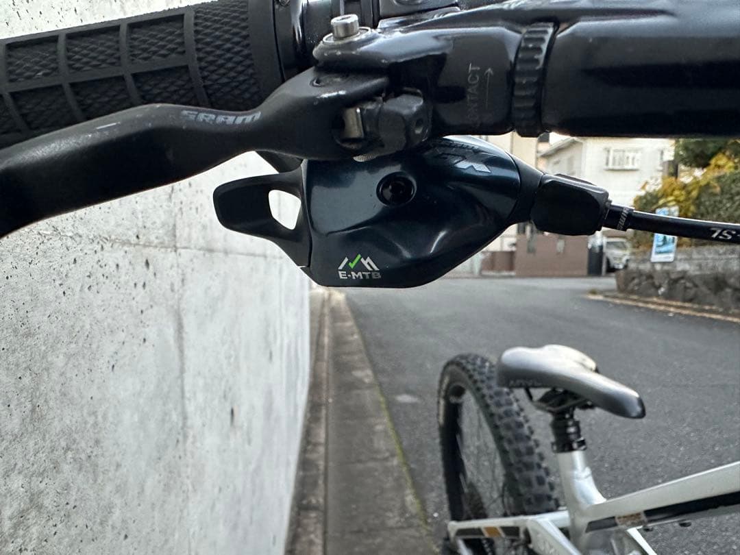 TRANSITION （トランジション）SPIRE ALLOY GX Mサイズ