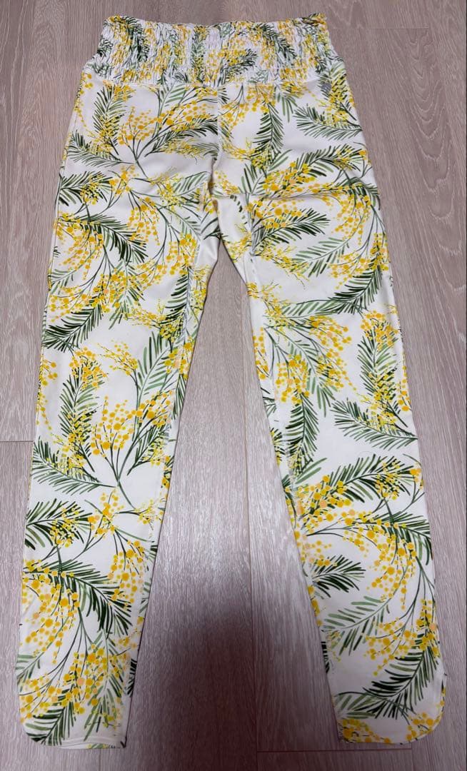 【SUKALA】スプリングフラワーフ上下セット　Lサイズ　ミモザ