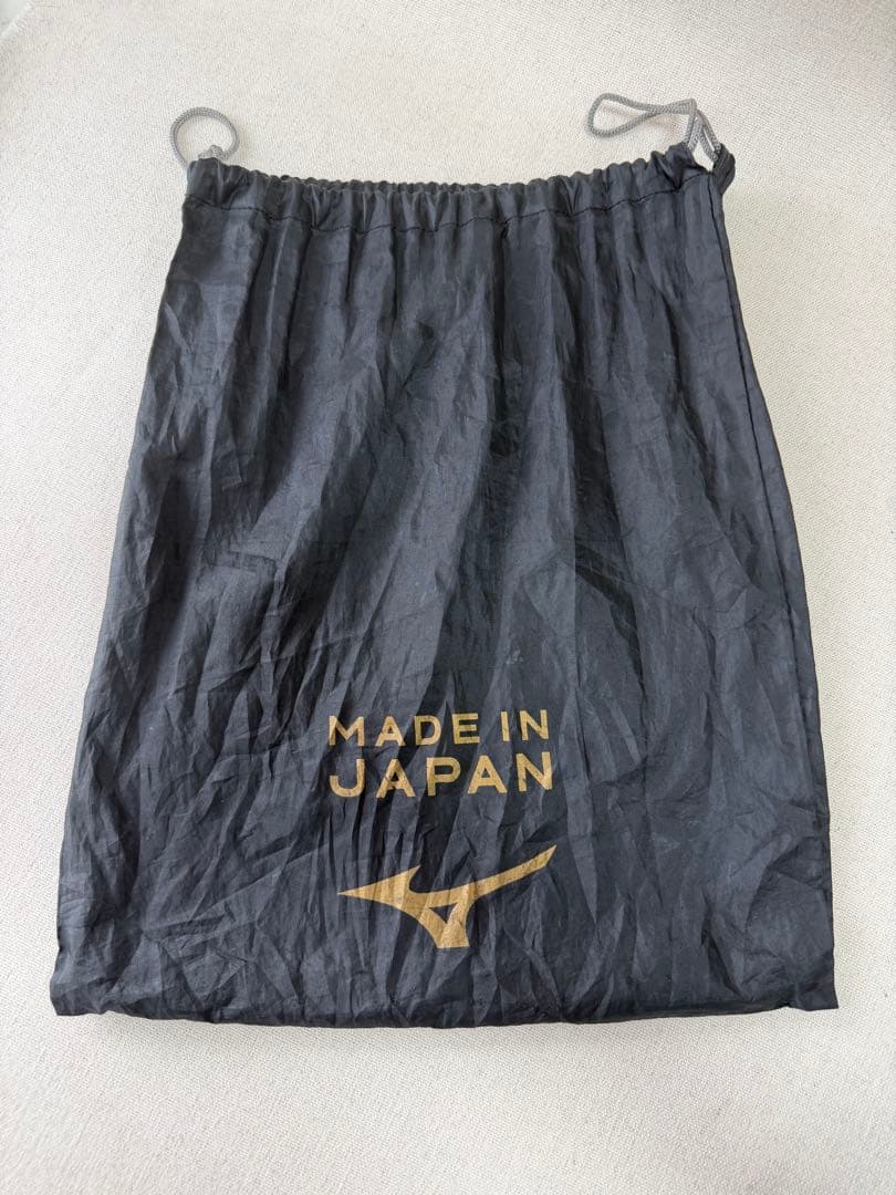 ミズノモレリアNEOJAPAN26.5cmホワイト×レッド 純正袋付きスパイク