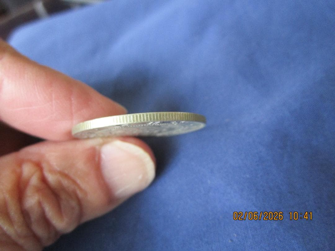 50銭銀貨　旭日竜大型50銭銀貨　明治3年　旧貨幣　1枚