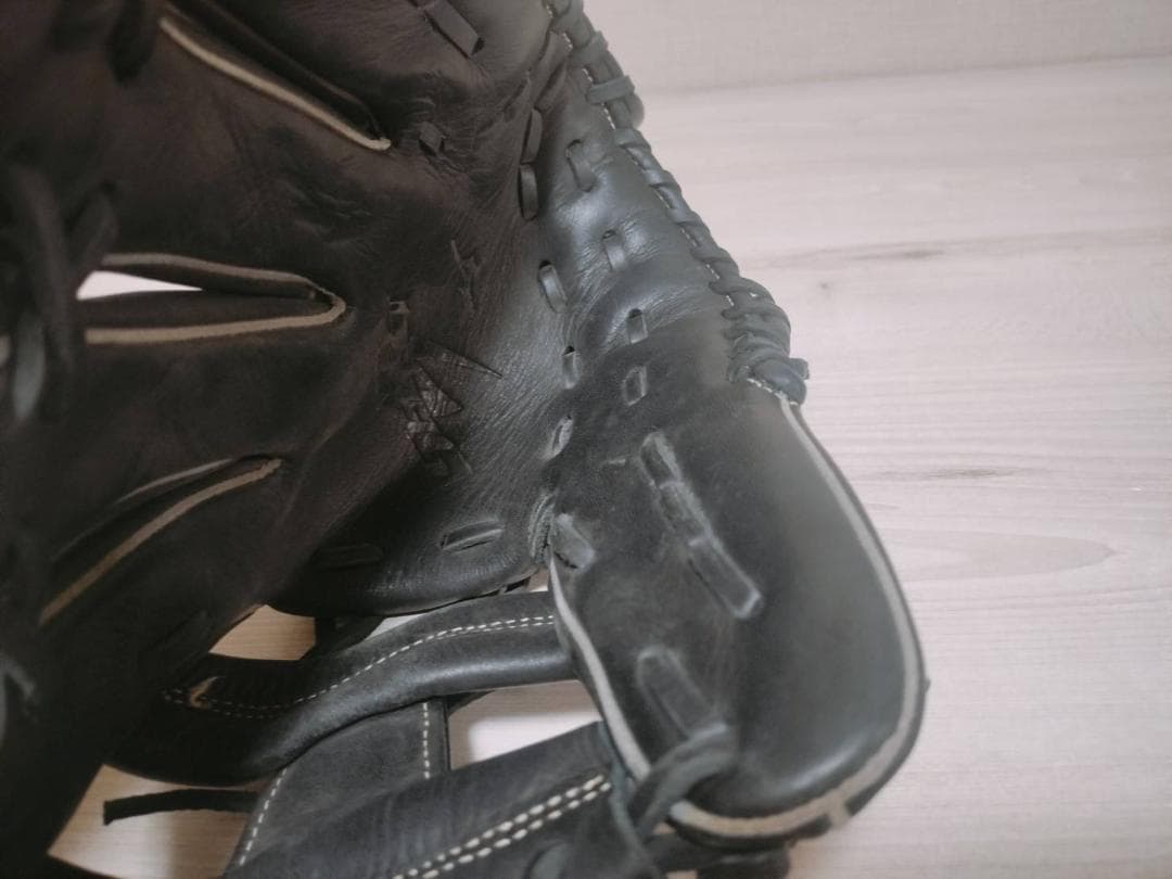 MIZUNO ミズノ 少年軟式野球グローブ 右投用黒 レザー 黒　美品