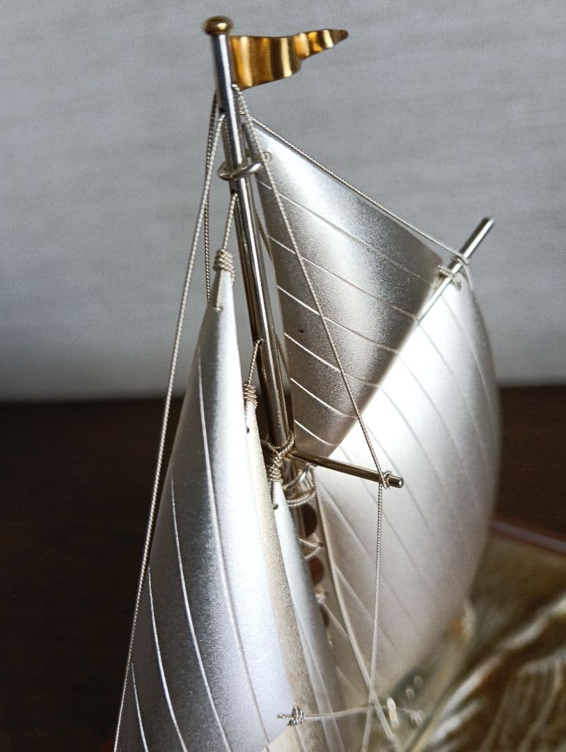 純銀製のヨット　帆船　関武比古　ケース付き