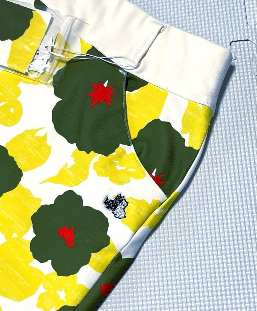 ブラック＆ホワイトゴルフスカート