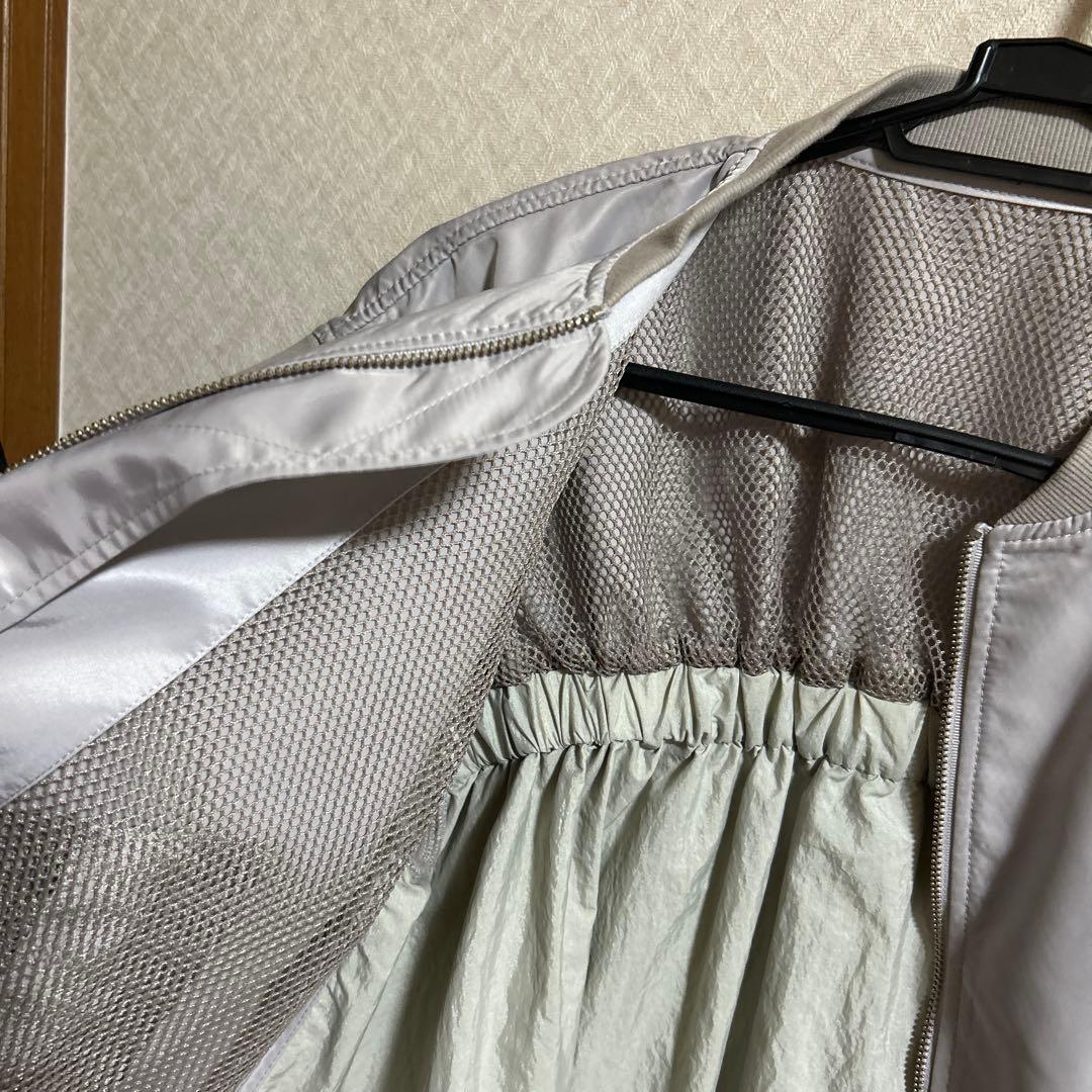 ⭐︎ヘレンチア⭐︎ライトグレー ジップアップベスト