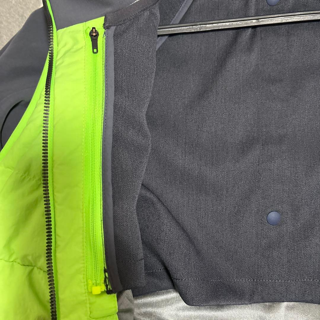 Oakley ライムグリーン ベスト